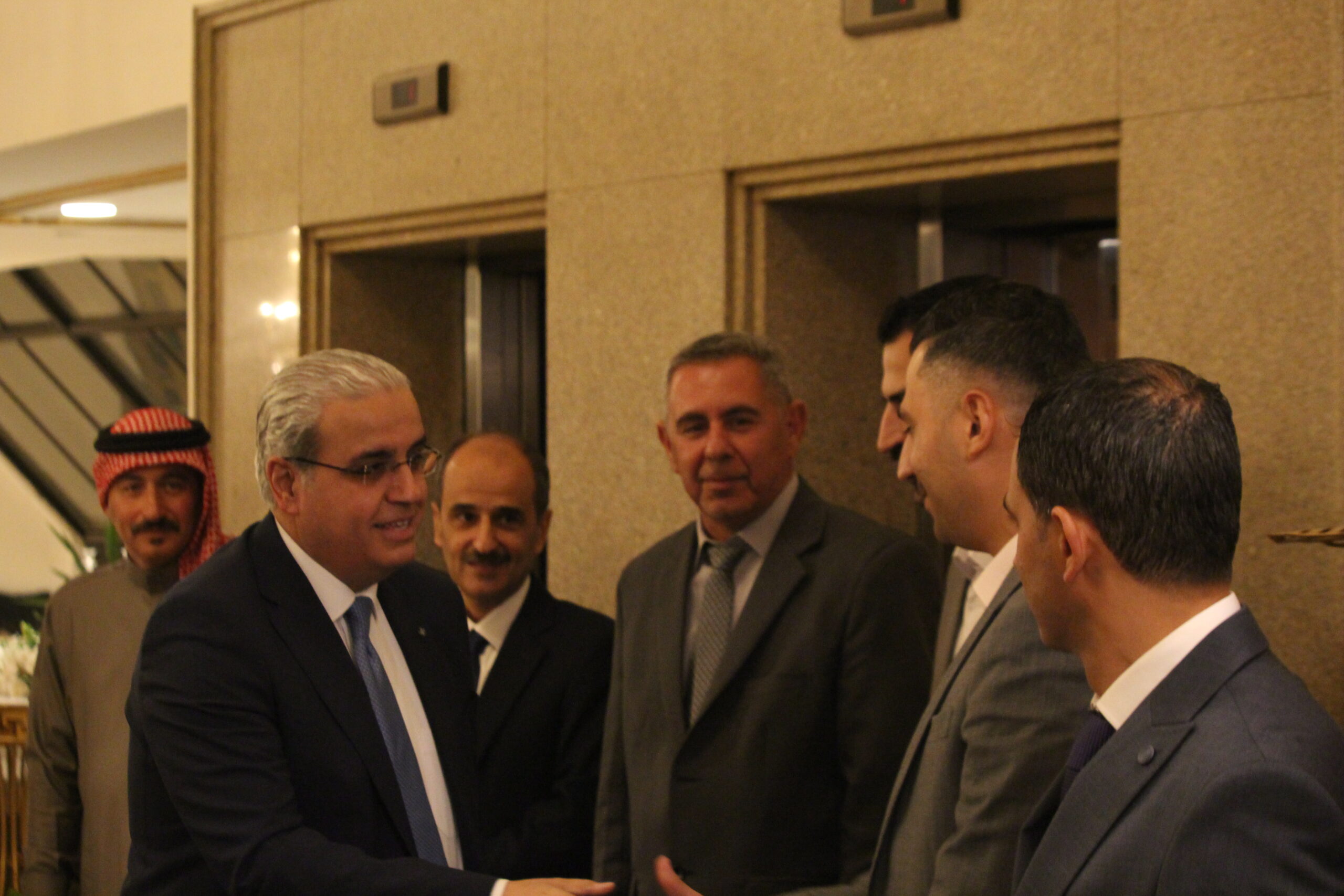 الكابتن الطيار دريد اللواما يولم بمناسبة زفاف نجله