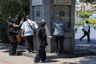 السلطات الإيرانية تعتزم تقنين المياه في طهران لمواجهة "الهدر"