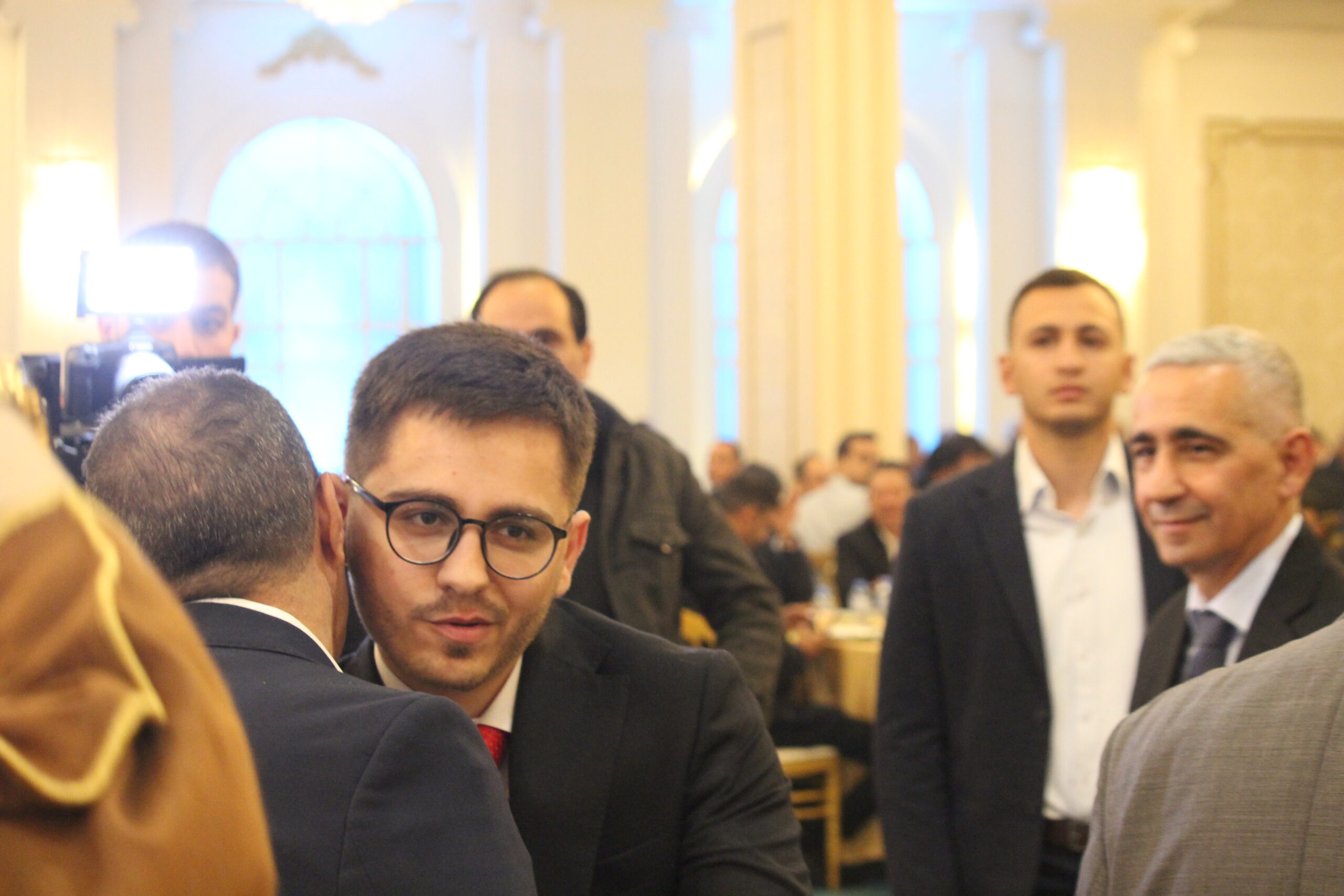 الكابتن الطيار دريد اللواما يولم بمناسبة زفاف نجله