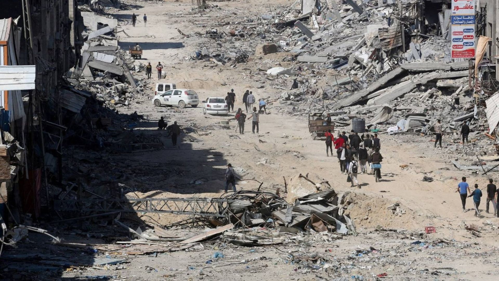 صورة حول : استشهاد فلسطيني بقصف إسرائيلي على بني سهيلا جنوب غزة استشهاد فلسطيني بقصف إسرائيلي على بني سهيلا جنوب غزة