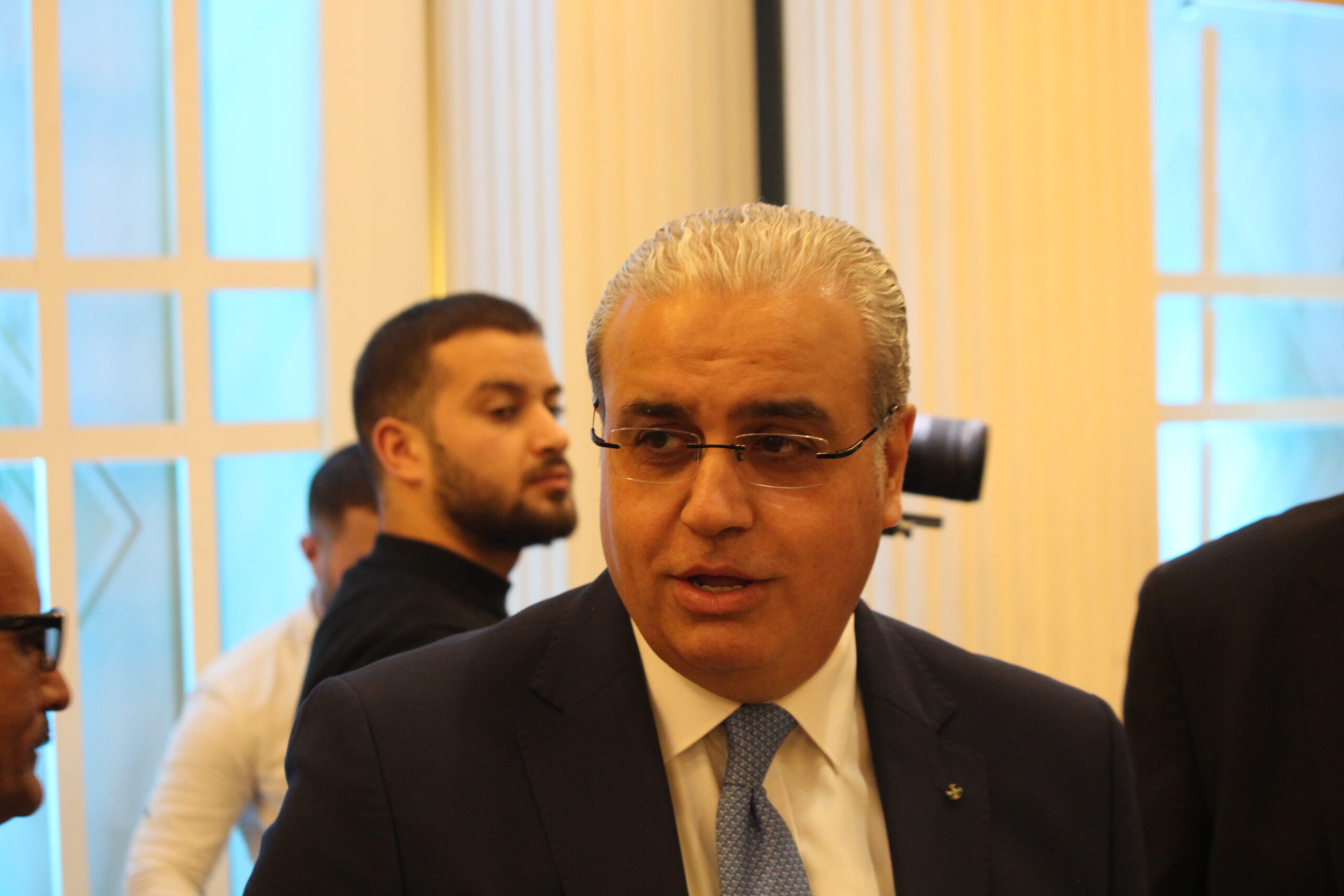 الكابتن الطيار دريد اللواما يولم بمناسبة زفاف نجله