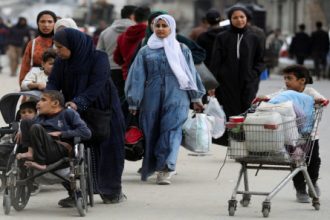 استكمال حملة تطعيم الأطفال في قطاع غزة