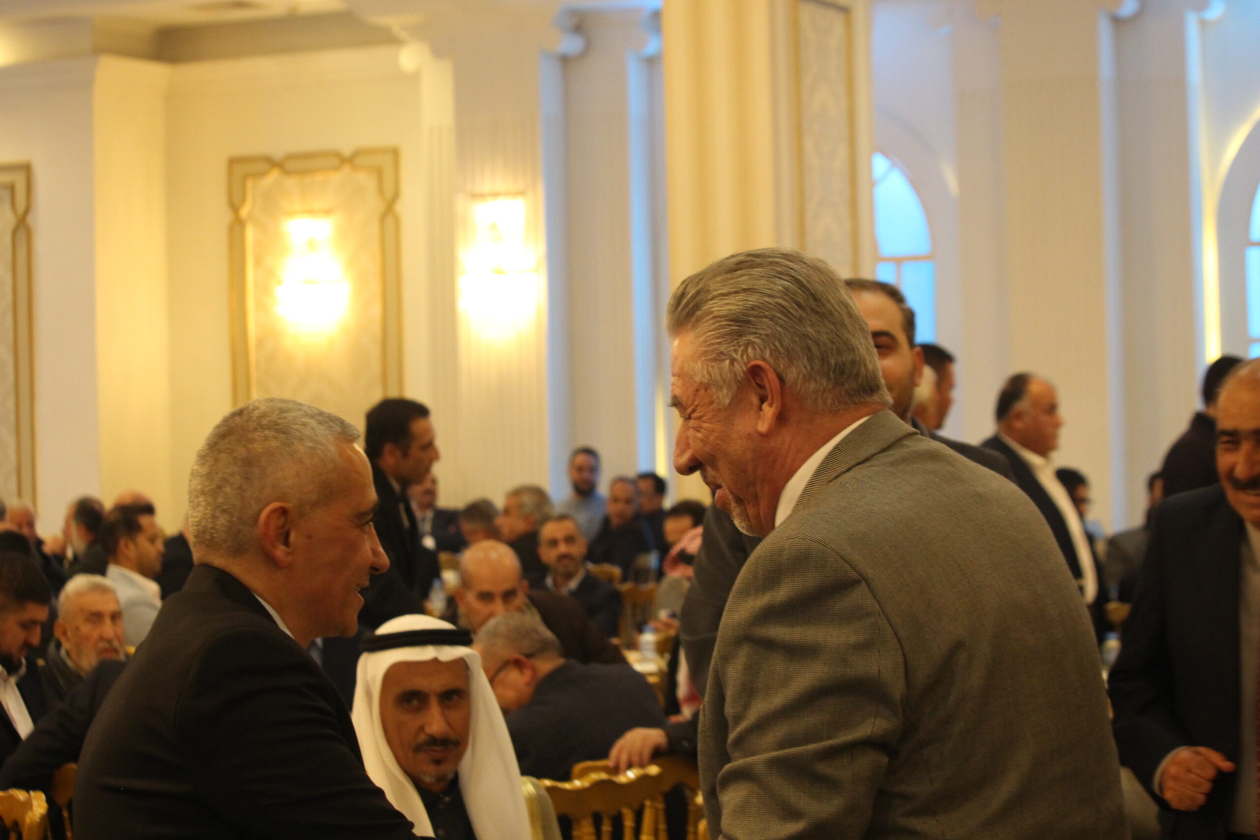 الكابتن الطيار دريد اللواما يولم بمناسبة زفاف نجله