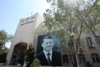 الفراية يوعز بالإفراج عن 571 موقوفا إداريا