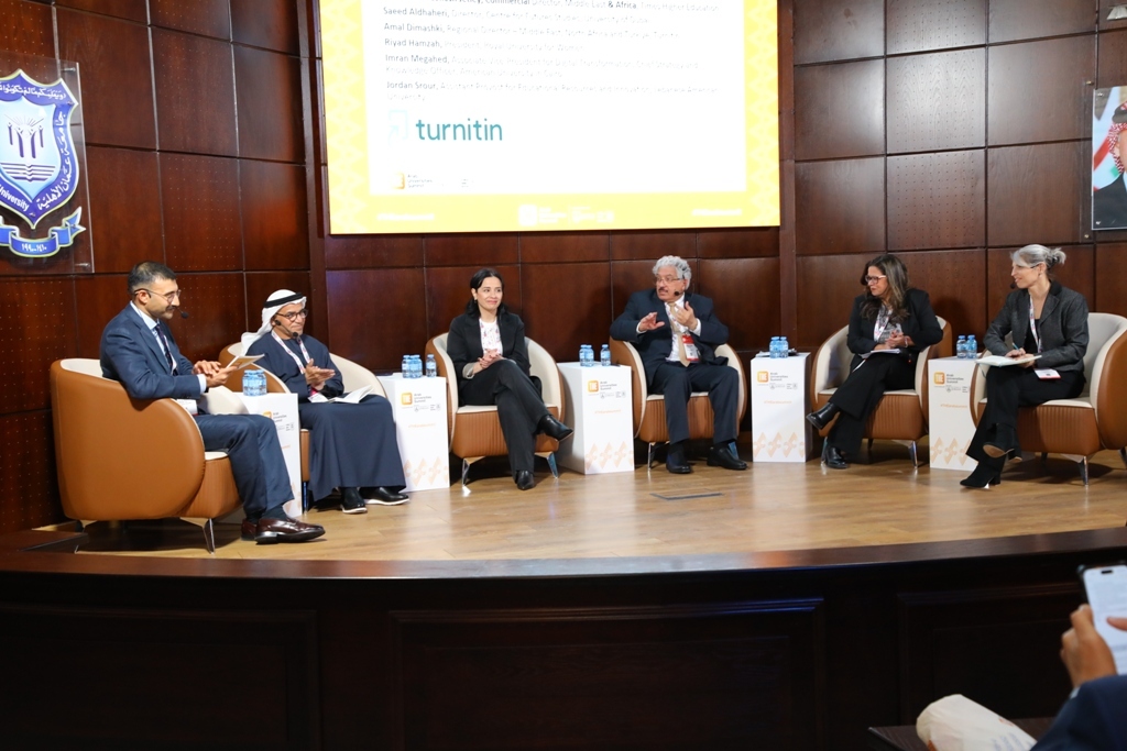 بالصور .. حفل افتتاح وفعاليات اليوم الأول لقمة " التايمز 2025" في عمان الاهلية