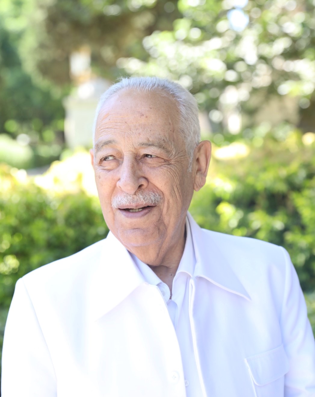 صورة حول : خميس تكتب: يوسف العيسوي.. الأب الصامت لكل أردني خميس تكتب: يوسف العيسوي.. الأب الصامت لكل أردني