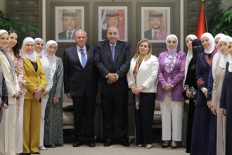 الهواوشة رئيسة لـ "ملتقى البرلمانيات"