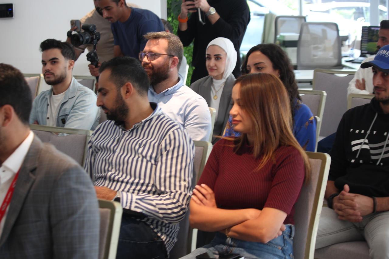 بالصور … علي علوان سفيرًا رسميًا لعلامة المركزية شيري في الأردن