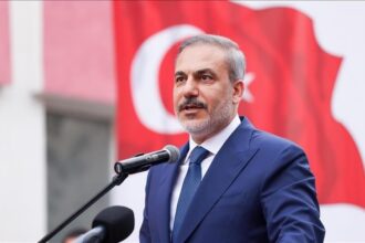 فيدان: الوجود التركي في سوريا "طبيعي تمامًا" 