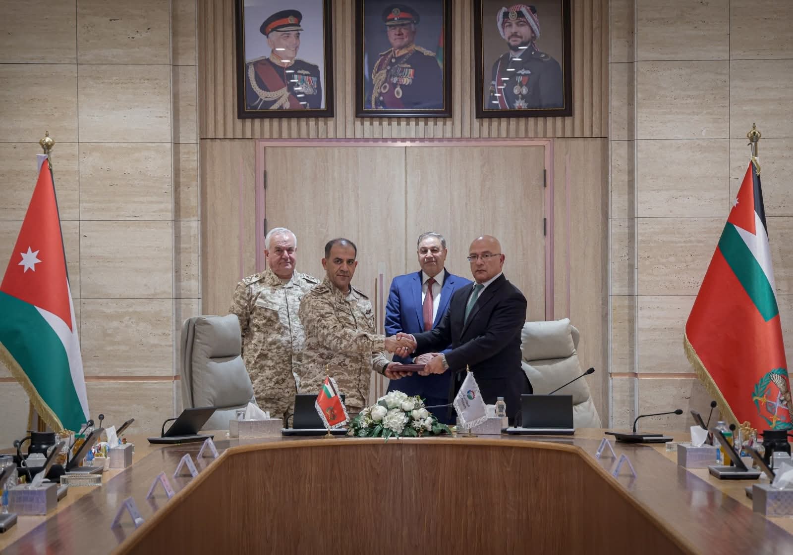 القوات المسلحة الأردنية و"البوتاس العربية" توقّعان اتفاقية جديدة لتوسيع نطاق إزالة الألغام في منطقة الامتياز الجنوبية