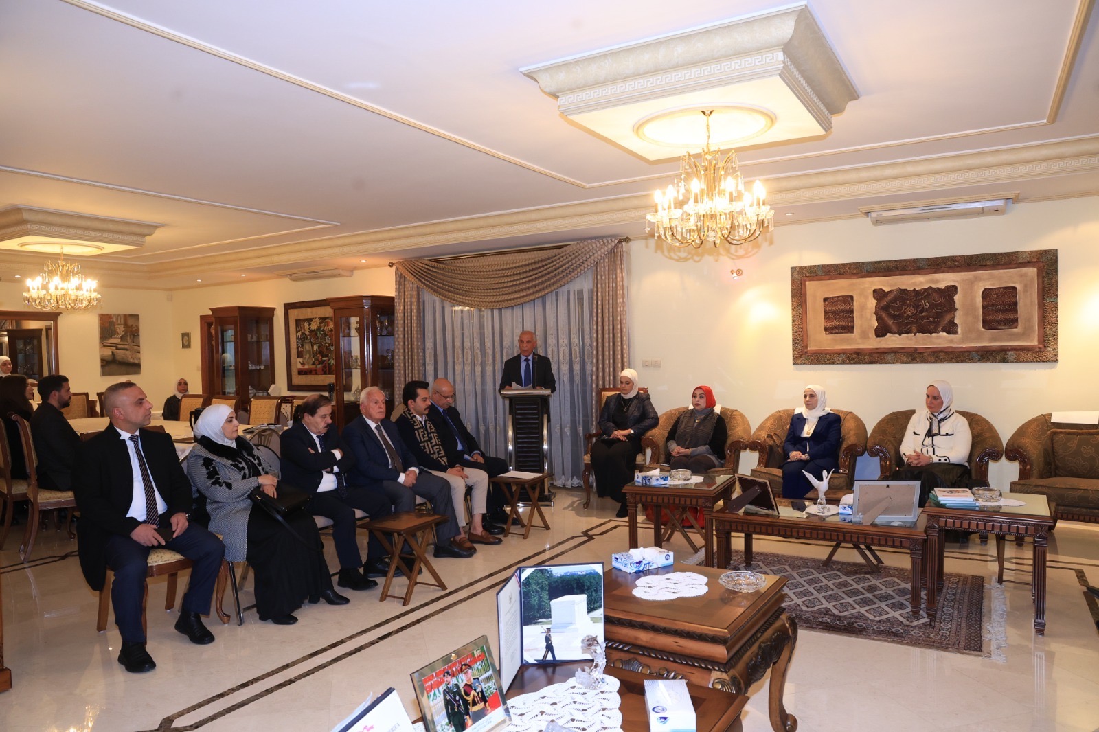 ديوان الباشا الملكاوي يحتضن تكريم سيّدات ملكاويات مُتميّزات عربياً وعالمياً / مصوّر