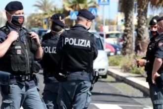 إيطاليا تعتقل 34 من لصوص المقابر وتصادر كنوزًا أثرية