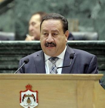 قموه يحذر الحكومة من تكرار هبة نيسان ويعترض على الموازنة