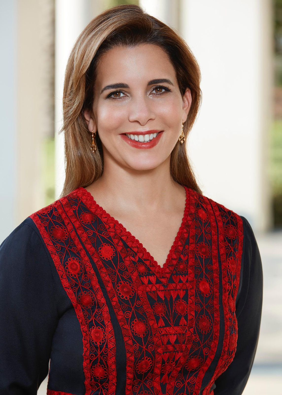 صورة حول : الأميرة هيا بنت الحسين تهنئ النشامى بالتأهل إلى نهائي كأس العرب الأميرة هيا بنت الحسين تهنئ النشامى بالتأهل إلى نهائي كأس العرب