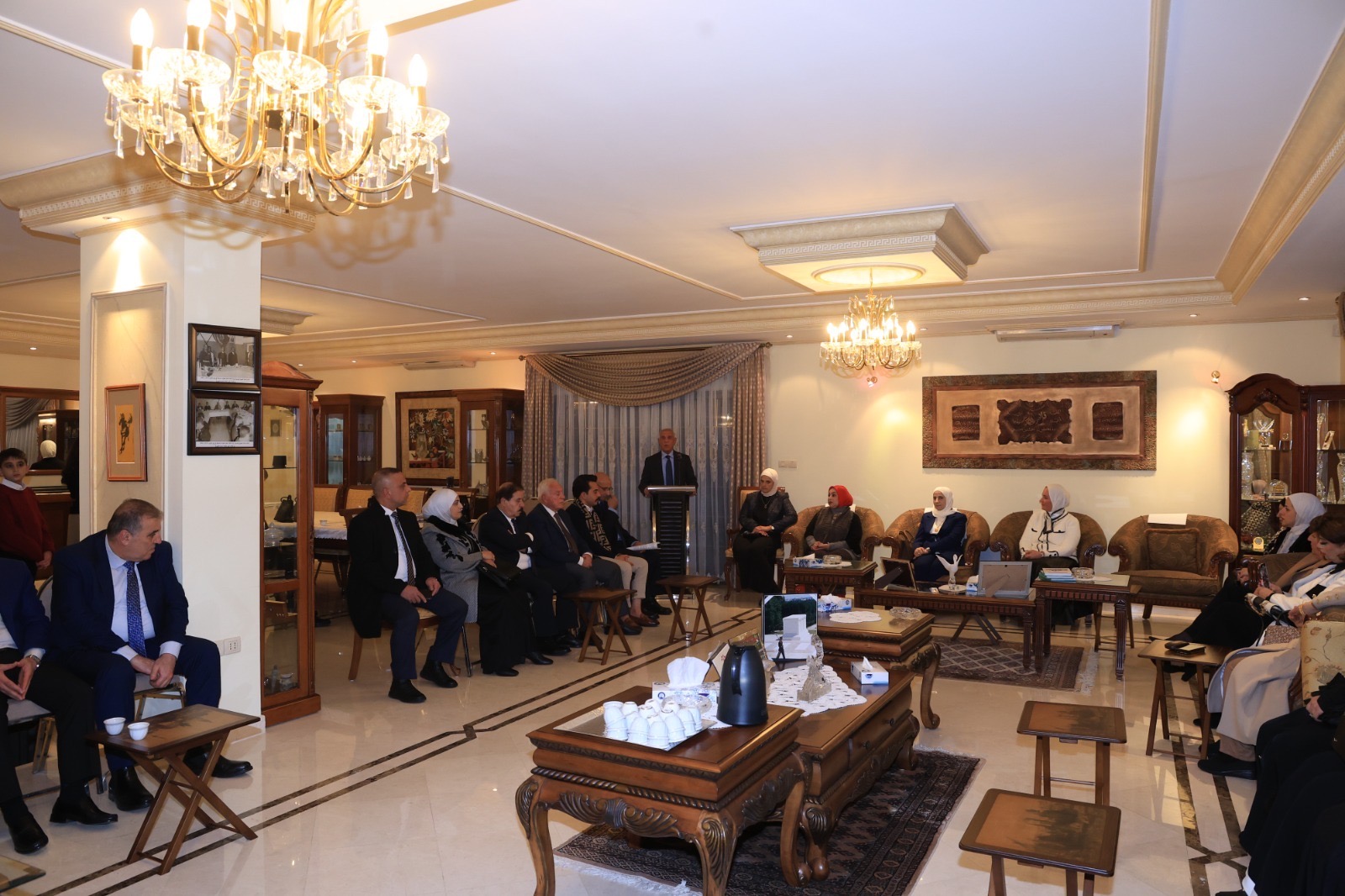 ديوان الباشا الملكاوي يحتضن تكريم سيّدات ملكاويات مُتميّزات عربياً وعالمياً / مصوّر