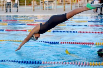 المنتخب الوطني لسباحة الزعانف يتصدر كأس العالم للناشئين