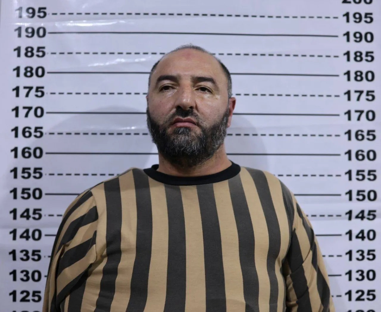 الأمن السوري يقبض على مطلوب للعدالة بتهم القتل وتهريب المخدرات