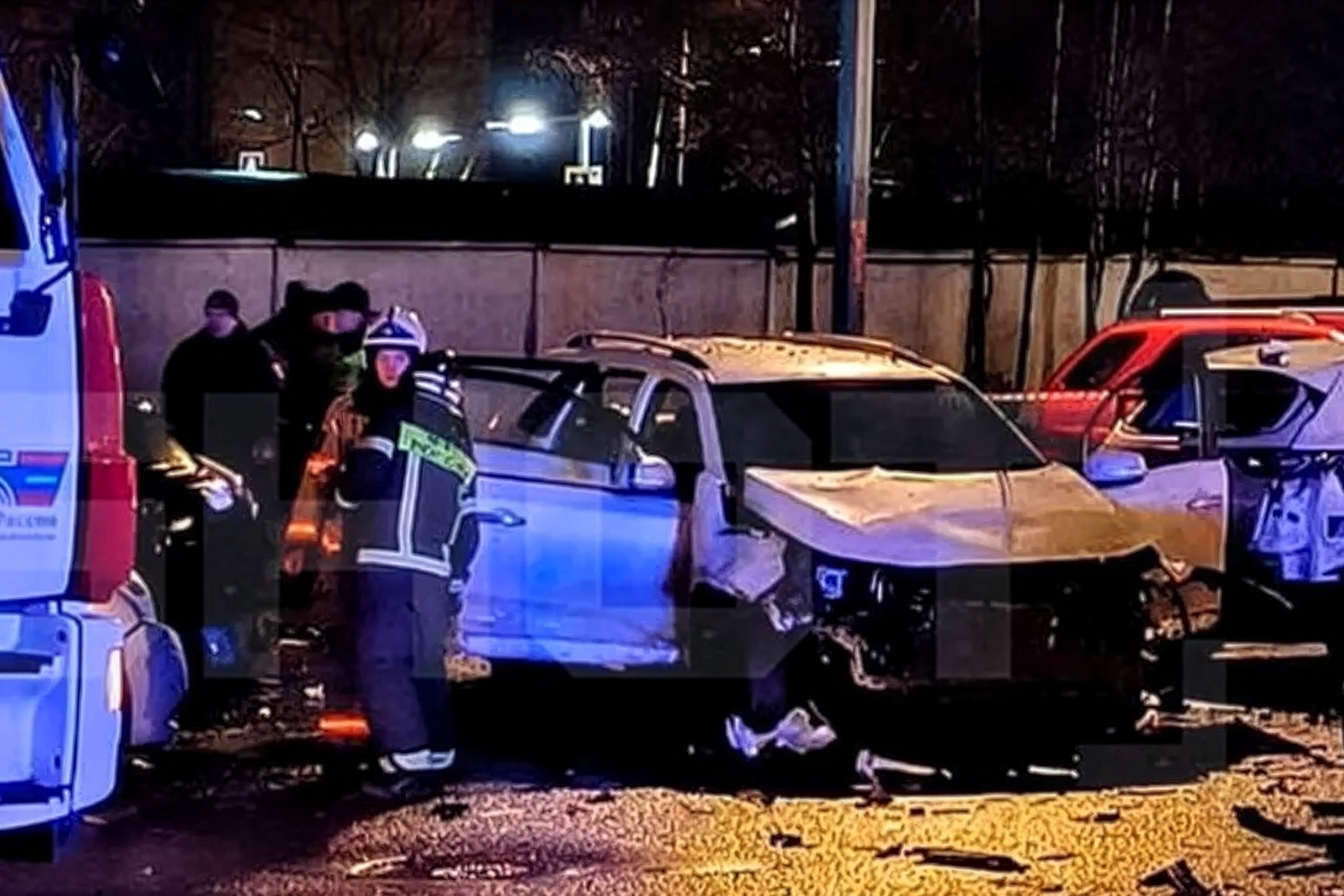 صورة حول : مقتل جنرال روسي في تفجير سيارته بموسكو مقتل جنرال روسي في تفجير سيارته بموسكو