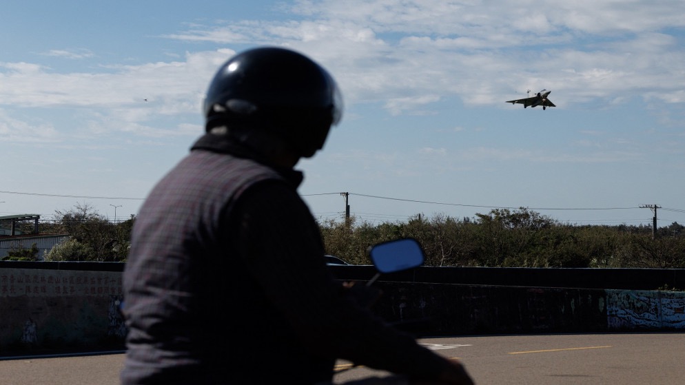 الصين تبدأ تدريبات عسكرية بالذخيرة الحية حول تايوان