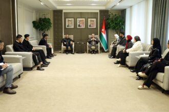 القاضي يلتقي شباب مبادرة "بواسل"