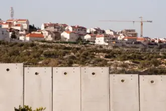 المجلس الأمني الإسرائيلي يقر إنشاء 19 مستوطنة جديدة في الضفة الغربية