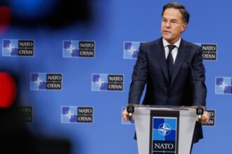 أمين عام الناتو: طريق انضمام أوكرانيا مفتوح لكن يتطلب إجماع الحلفاء