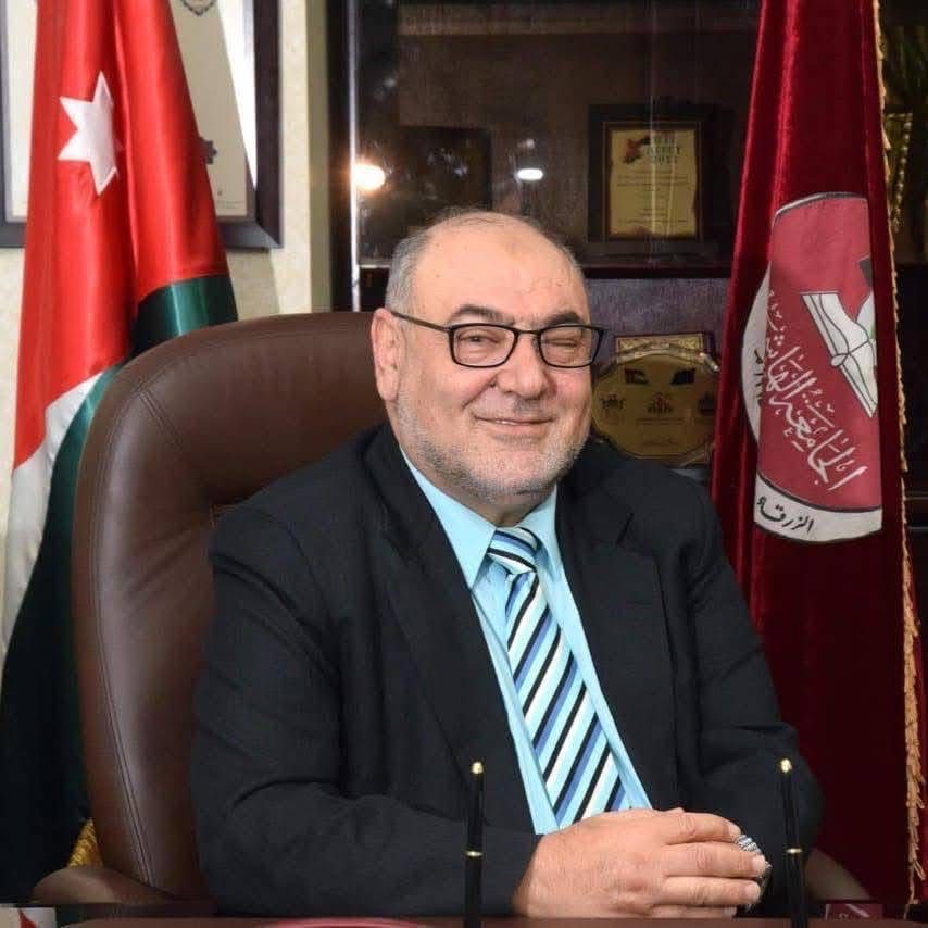 صورة حول : قراءة في كتاب «وكأنني لازلت هناك» للدكتور صبري ربيحات قراءة في كتاب «وكأنني لازلت هناك» للدكتور صبري ربيحات