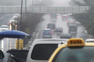 الطقس :منخفض جوي بارد يجلب أمطارًا غزيرة وتحذيرات