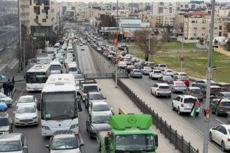 السير: تباطؤ الحركة المرورية بسبب الأمطار