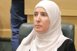 النائب أبو هنية: الموازنة الحالية عاجزة عن معالجة البطالة والفقر