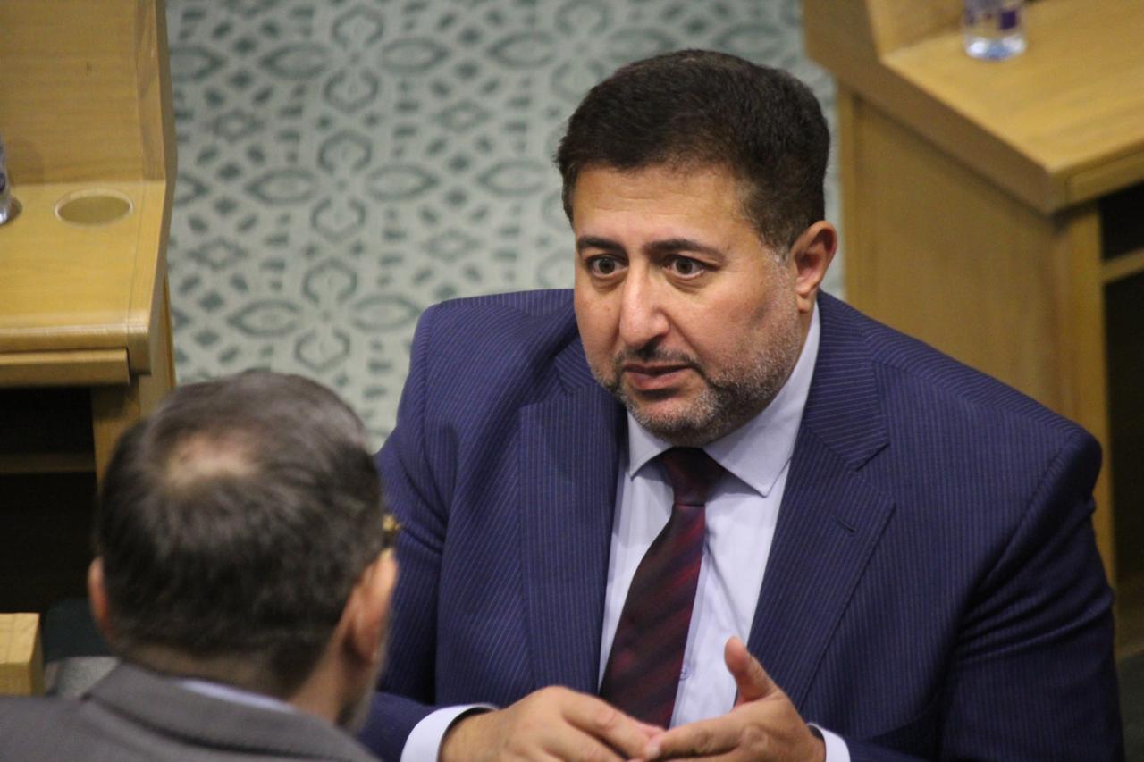 بالصور والفيديو… لقطات قبيل انطلاق جلسة النواب اليوم