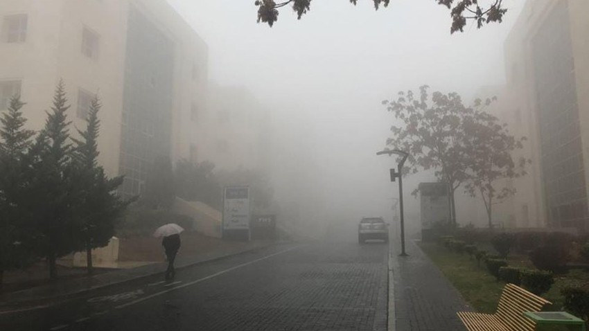 طقس بارد نسبيًا وأمطار خفيفة محتملة اليوم