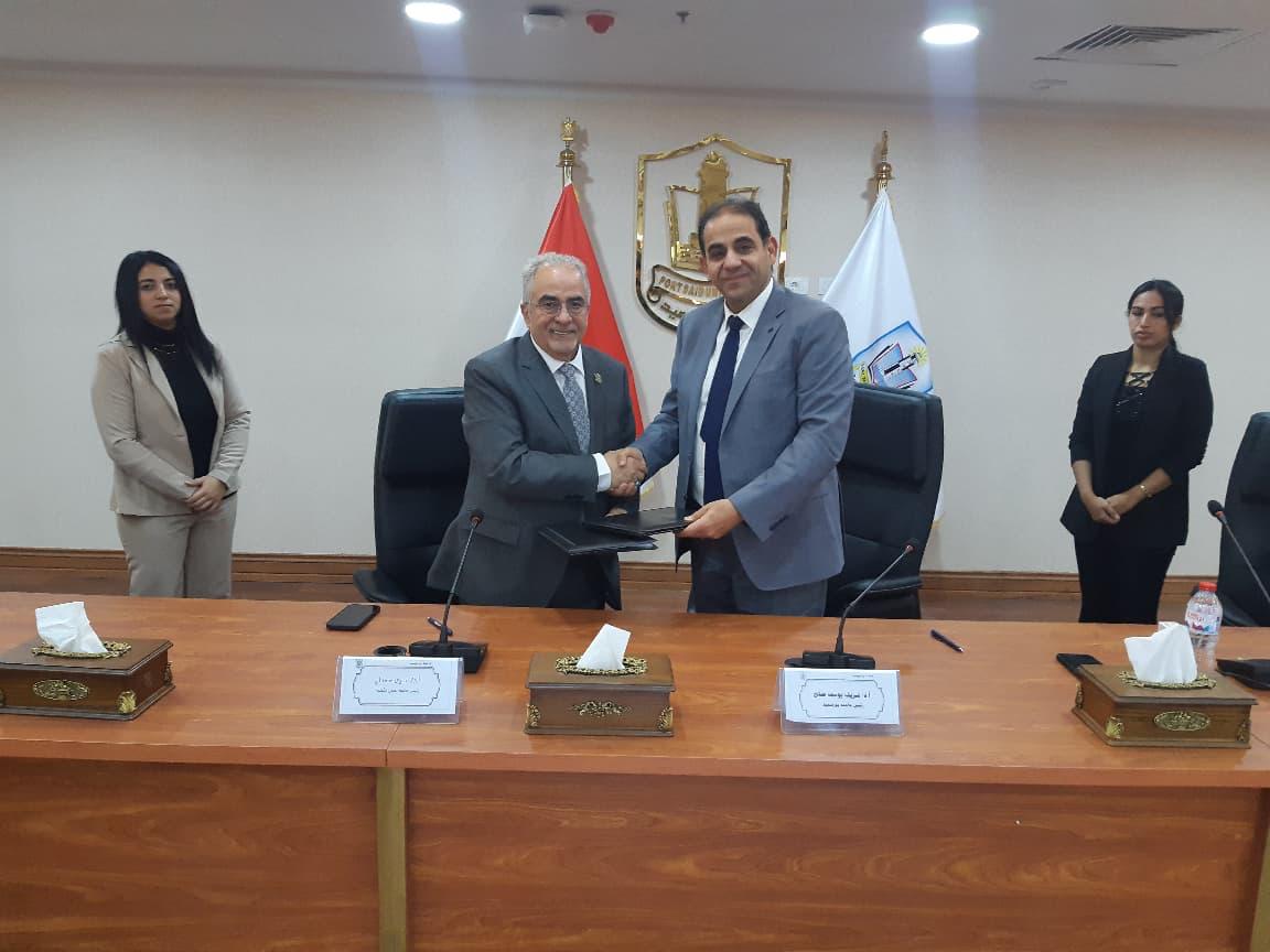 عمان الاهلية توقع مذكرة تفاهم مع جامعة بور سعيد الحكومية