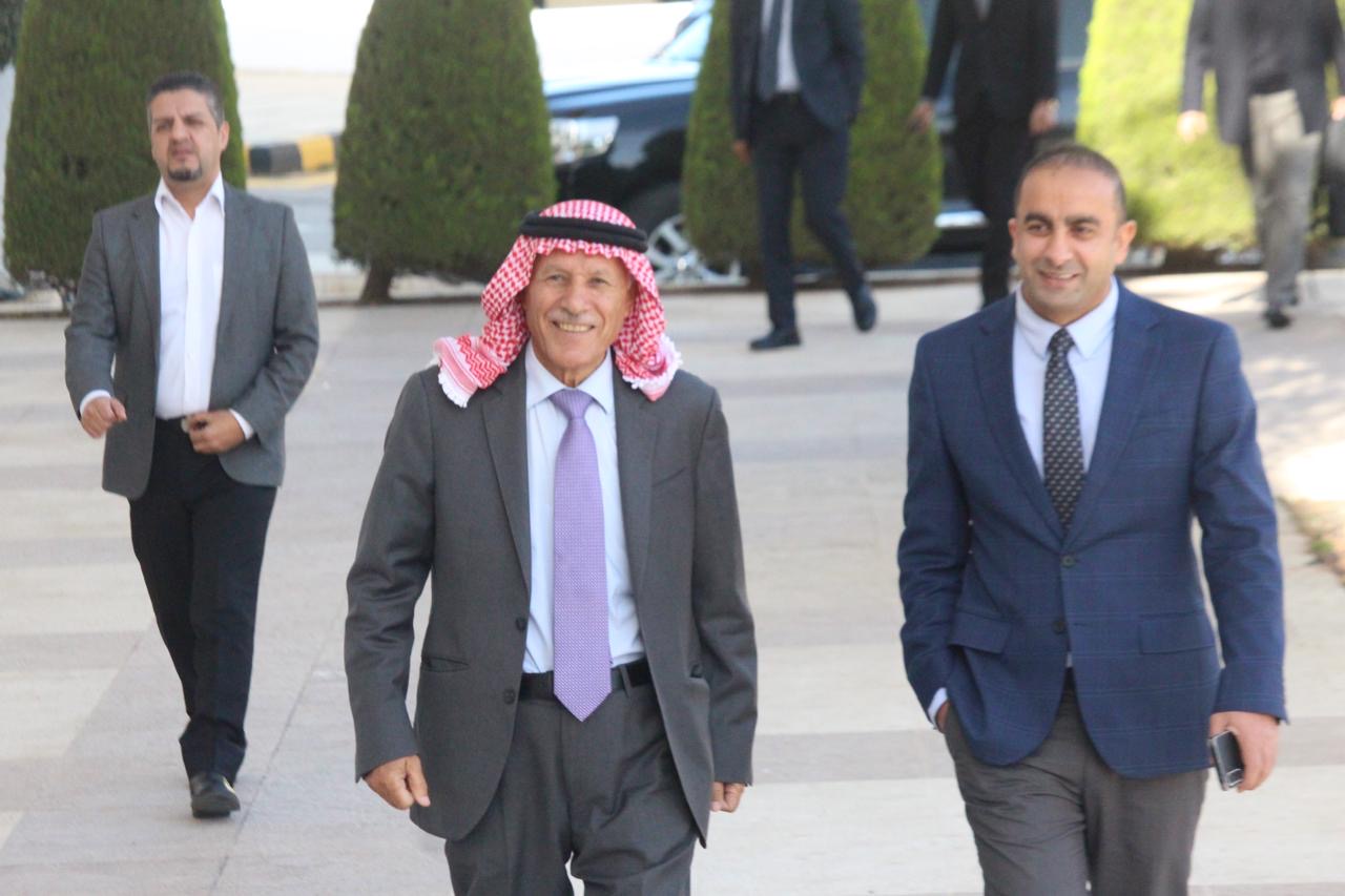 بالصور والفيديو… لقطات قبيل انطلاق جلسة النواب اليوم