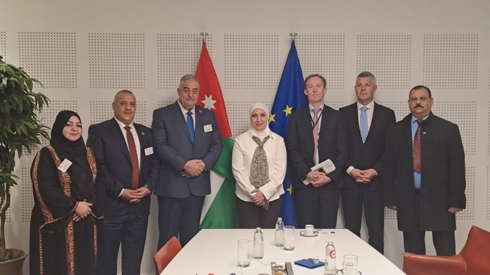 صورة حول : الوفد البرلماني الأردني يبحث تعزيز التعاون في بروكسل الوفد البرلماني الأردني يبحث تعزيز التعاون في بروكسل