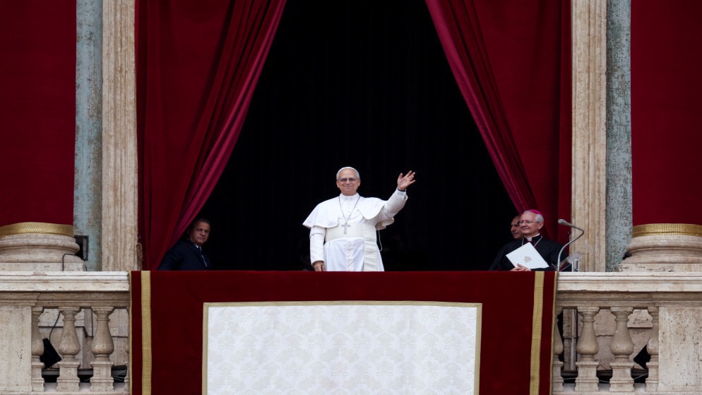 البابا يدعو روسيا وأوكرانيا للحوار الصادق خلال رسالته الميلادية