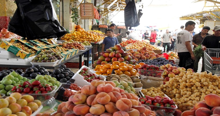 صورة حول : مقتل شاب على يد صاحب محل خضار بالأزرق مقتل شاب على يد صاحب محل خضار بالأزرق