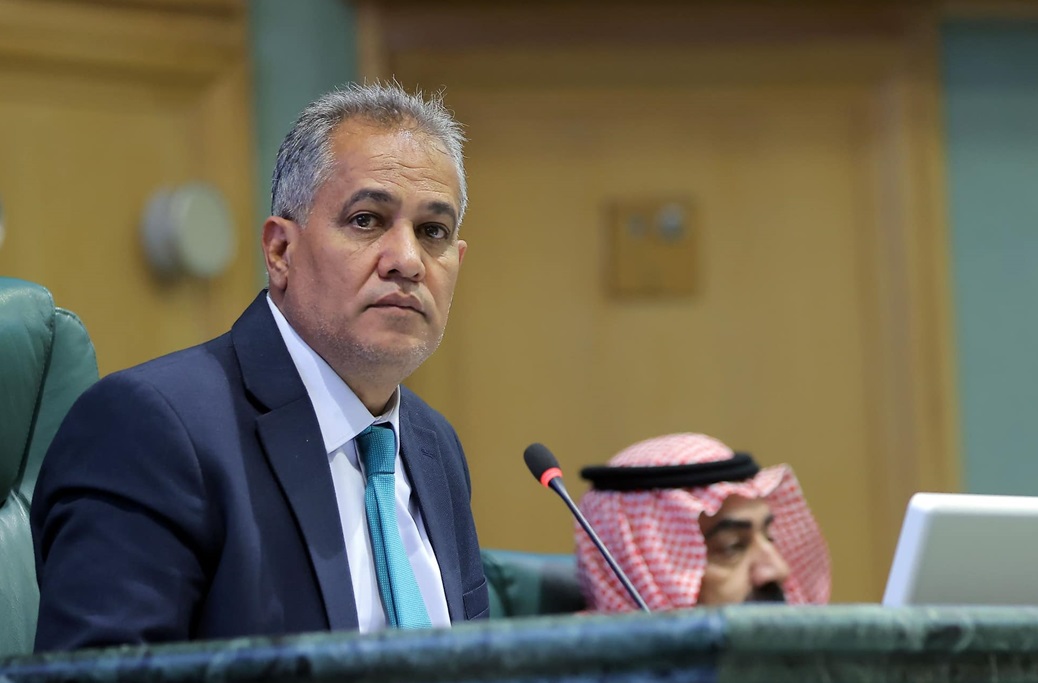 صورة حول : النائب أحمد الهميسات يطالب بتعديل نظام إنهاء خدمة موظفي الضمان النائب أحمد الهميسات يطالب بتعديل نظام إنهاء خدمة موظفي الضمان