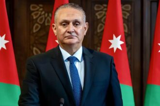 وزيز البيئة: الهواء في الكرك آمن وفرقنا تتابع الموقع ميدانياً