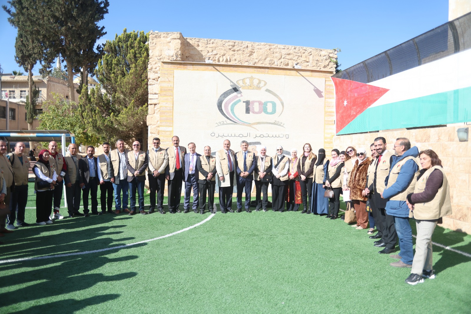 حزب الميثاق الوطني ينظّم فعالية بازار وكرنفال مأدبا