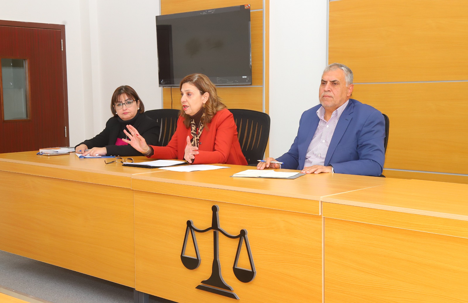 كلية الحقوق بجامعة البترا تستضيف محاضرة للوزيرة الأسبق ياسرة غوشة