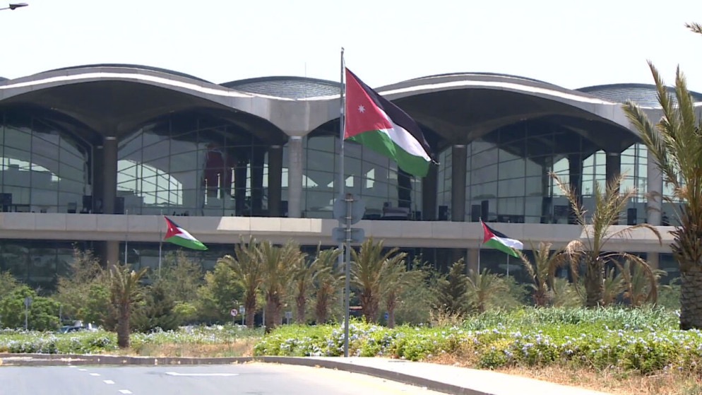مطار الملكة علياء يفوز بجائزة الابتكار التقني 2025 عن نظام التنظيف الذكي”