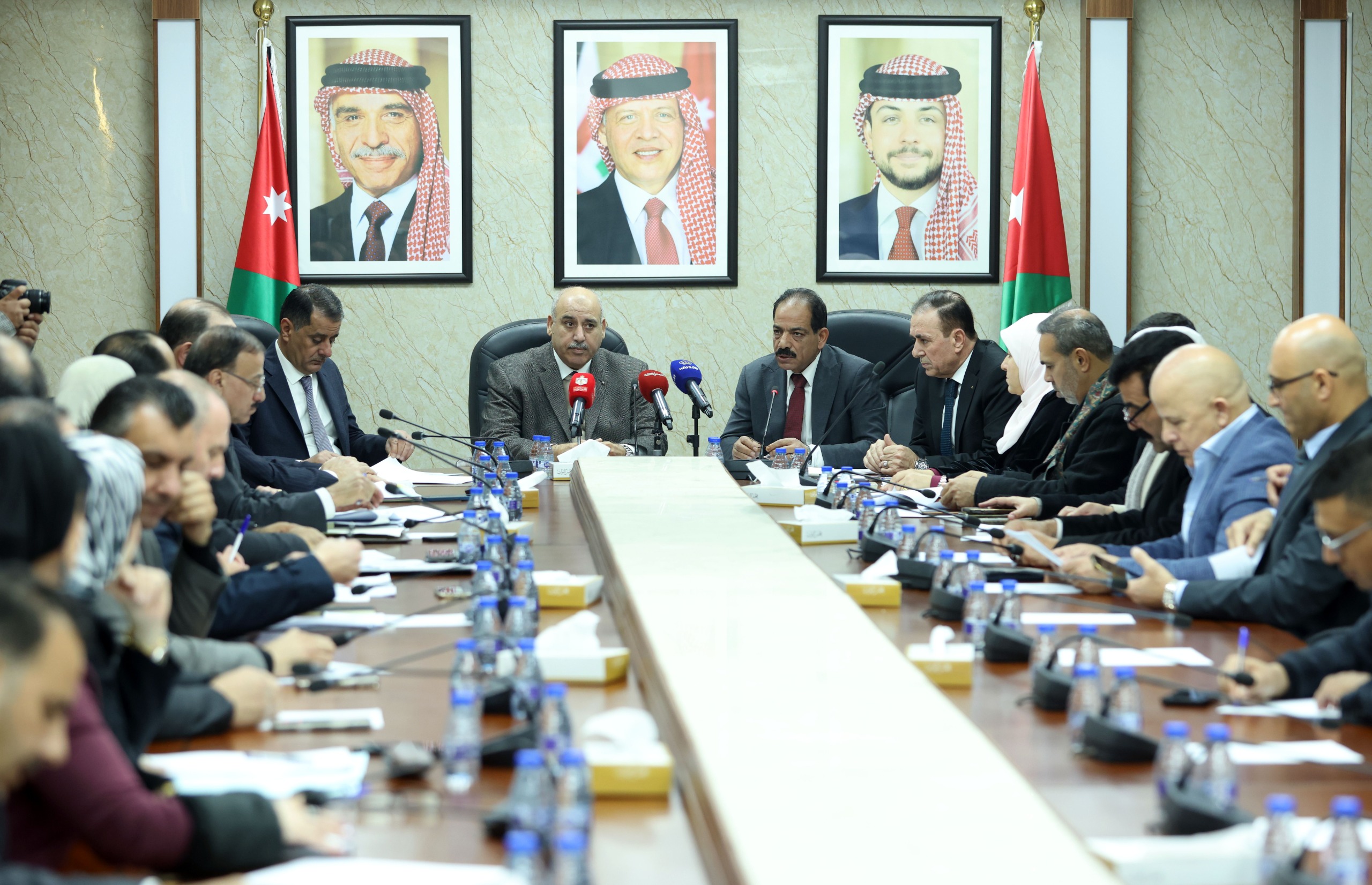 "القانونية النيابية" تواصل مناقشة مشروع القانون المعدّل لقانون الكاتب العدل لسنة 2025