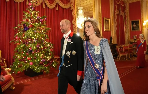 ما السر وراء تاج الهالة الشرقية الذي ارتدته كيت ميدلتون؟