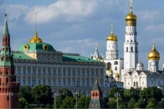 روسيا تحذر: الاتحاد الأوروبي يستعد لحرب كبرى