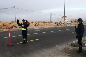 الدوريات الخارجيه تضبط مركبة تسير بسرعة ١٩٨ كم / ساعة على الصحراوي