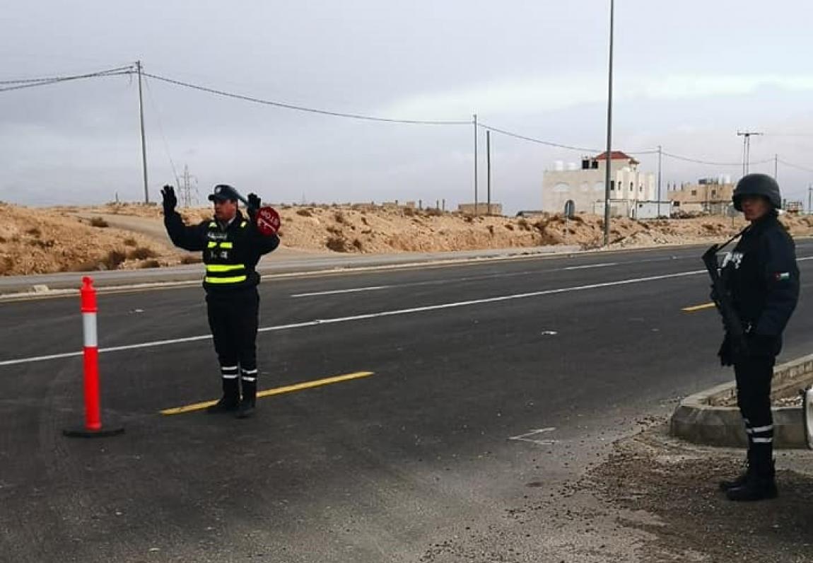 الدوريات الخارجيه تضبط مركبة تسير بسرعة ١٩٨ كم / ساعة على الصحراوي