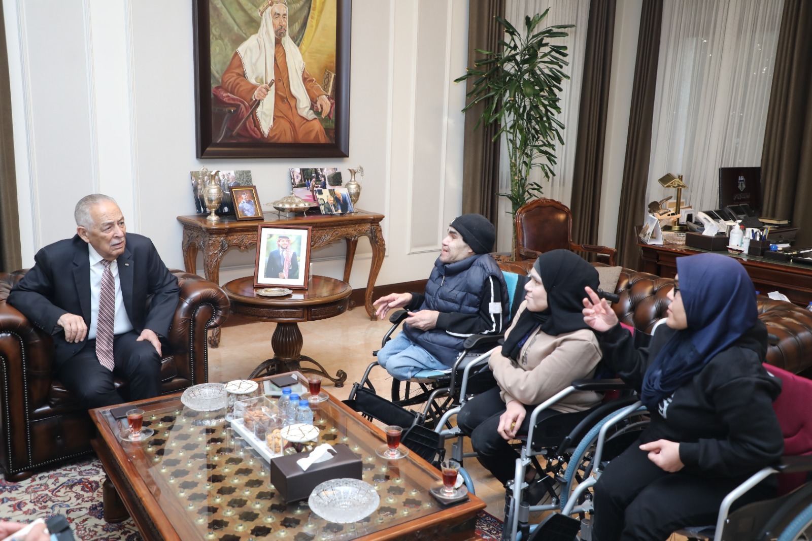 بتوجيهات ملكية.. رعاية فورية مباشرة لأسرة من "ذوي الإعاقة" نقلتها صراحة نيوز