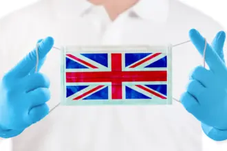 بريطانيا تواجه تفشيًا غير مسبوق للإنفلونزا وسط إضراب الأطباء