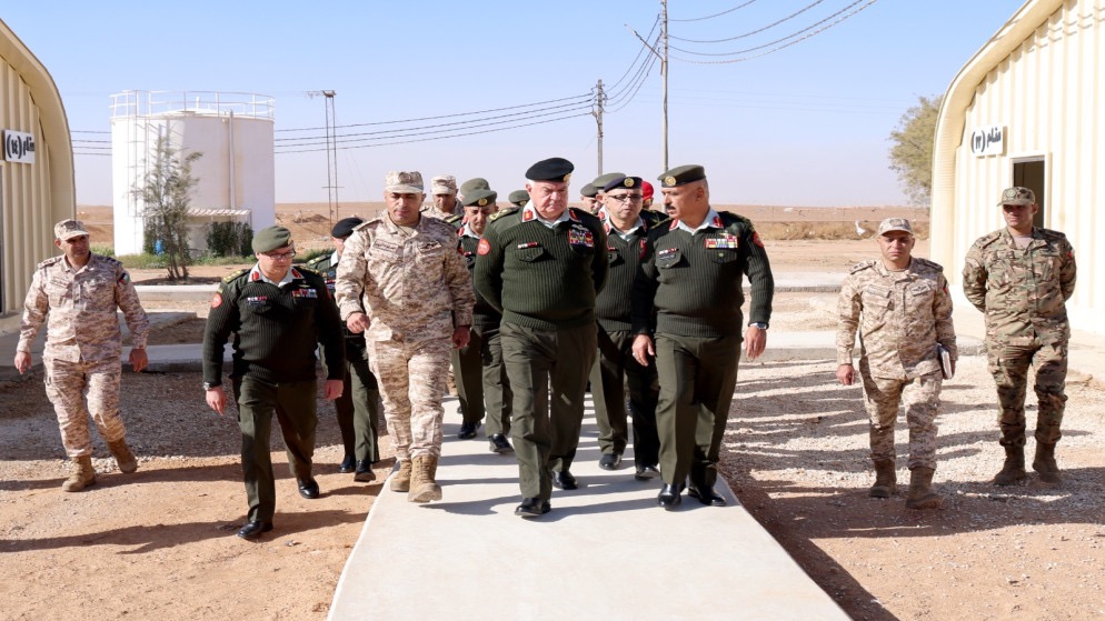 الحنيطي يتفقد مركز شويعر ويطلع على استعدادات برنامج خدمة العلم